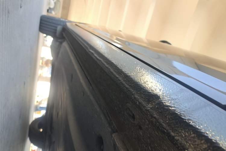 Used Volkswagen Lavida 2024 300TSI DSG Full-Comfort Edition Right Side Sill