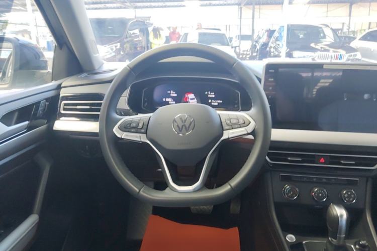 Used Volkswagen Lavida 2024 1.5L Automatic Starry Sky 5 Million Edition Steering Wheel