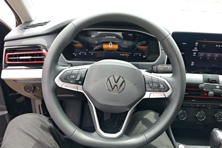 Used Volkswagen Lavida 2024 300TSI DSG Starry Sky Deluxe Edition Steering Wheel