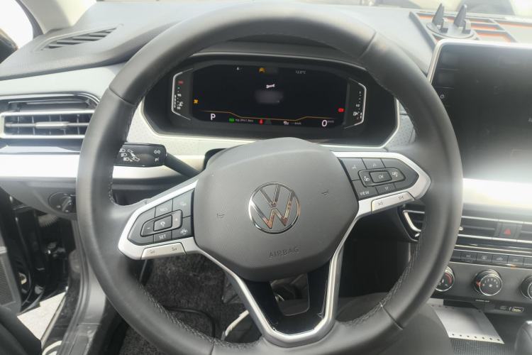 Used Volkswagen Lavida 2024 1.5L Automatic Starry Sky 5 Million Edition Steering Wheel