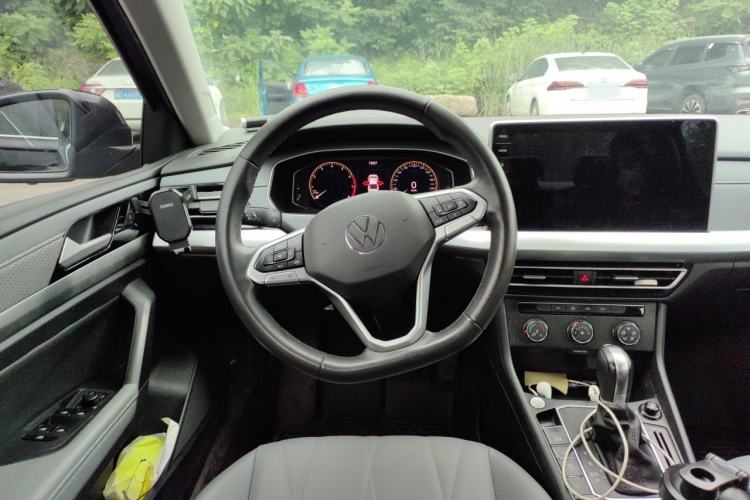 Used Volkswagen Lavida 2024 1.5L Automatic Starry Sky 5 Million Edition Steering Wheel