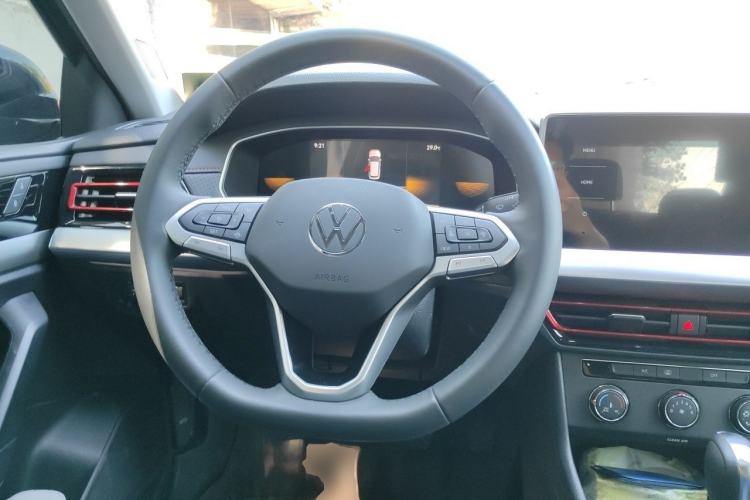 Used Volkswagen Lavida 2024 300TSI DSG Starry Sky Deluxe Edition Steering Wheel