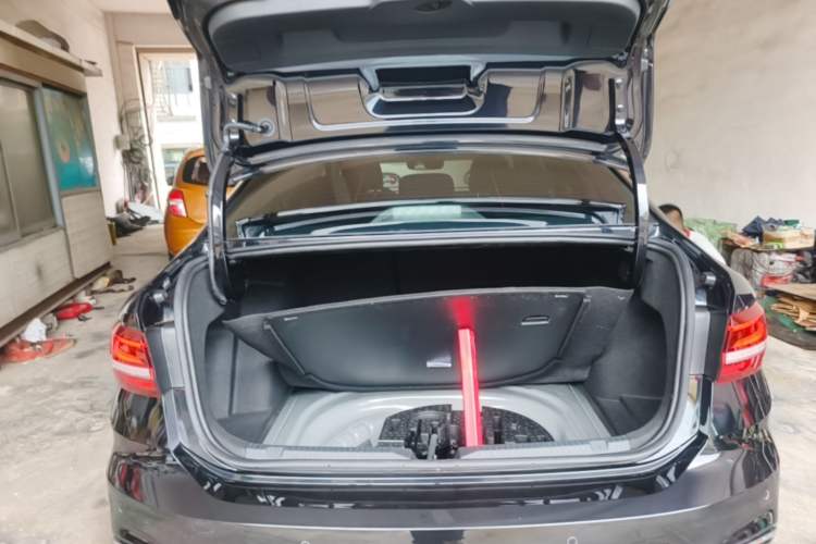 Used Volkswagen Lavida 2024 1.5L Automatic Starry Sky 5 Million Edition Trunk