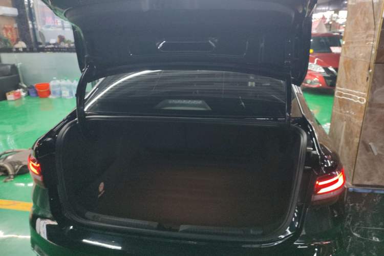 Used Volkswagen Lavida 2024 1.5L Automatic Starry Sky 5 Million Edition Trunk