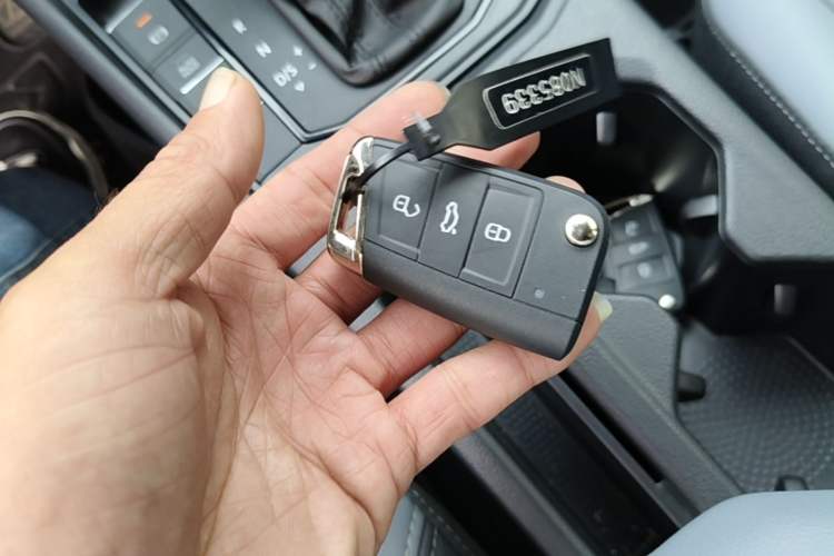 Used Volkswagen Lavida 2024 1.5L Automatic Starry Sky 5 Million Edition Vehicle Key
