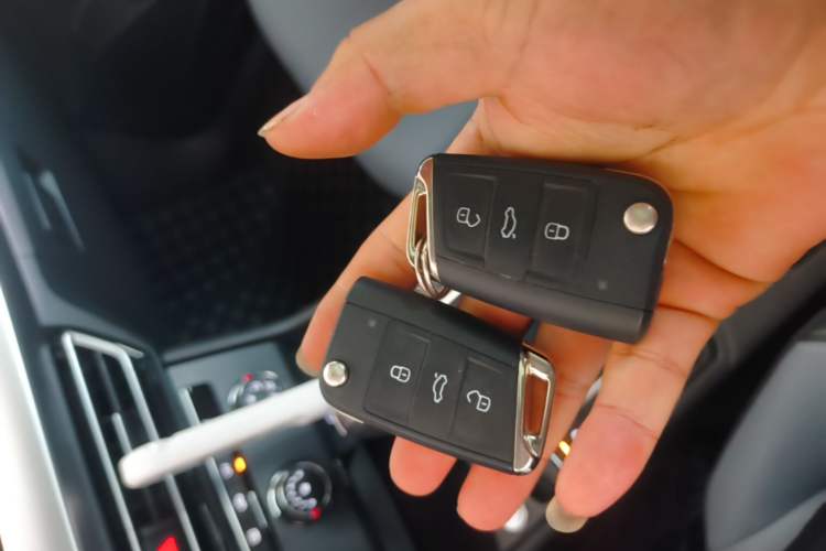 Used Volkswagen Lavida 2024 1.5L Automatic Starry Sky 5 Million Edition Vehicle Key