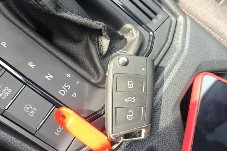 Used Volkswagen Lavida 2024 300TSI DSG Starry Sky Deluxe Edition Vehicle Key