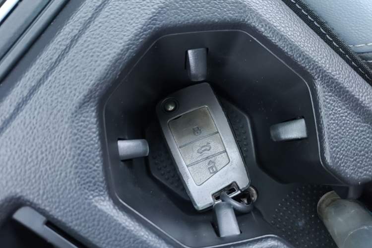 Used Volkswagen Lavida 2024 1.5L Automatic Starry Sky 5 Million Edition Vehicle Key