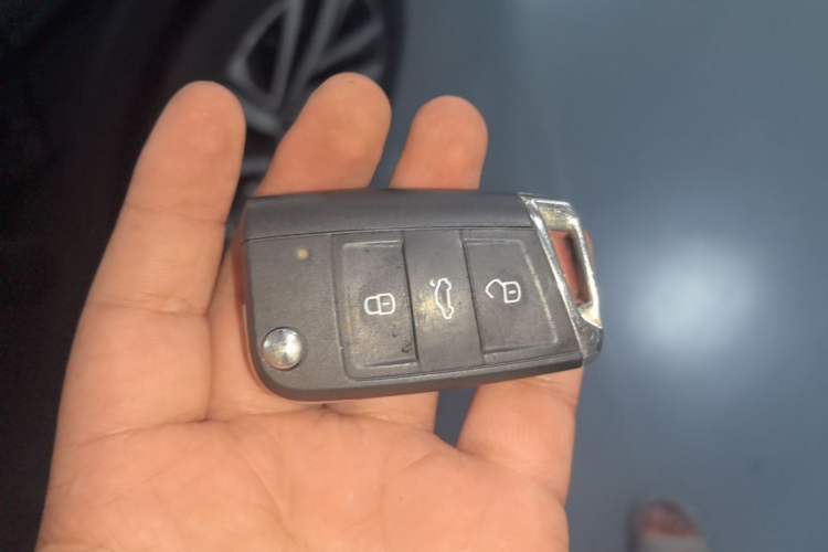 Used Volkswagen Lavida 2024 1.5L Automatic Starry Sky 5 Million Edition Vehicle Key