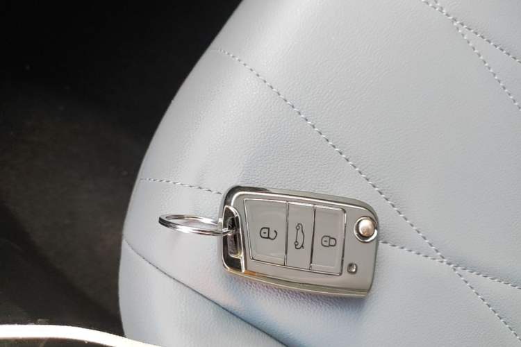 Used Volkswagen Lavida 2024 1.5L Automatic Starry Sky 5 Million Edition Vehicle Key