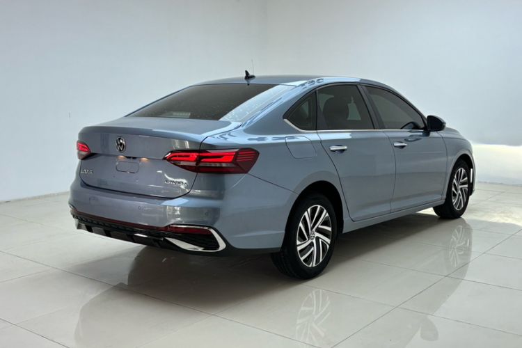 Used Volkswagen Lavida 2024 1.5L Automatic Starry Sky 5 Million Edition Exterior 3