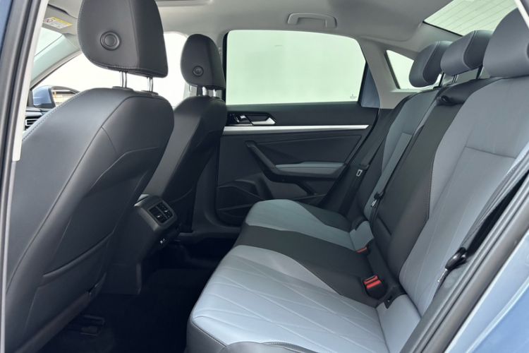 Used Volkswagen Lavida 2024 1.5L Automatic Starry Sky 5 Million Edition Interior 1