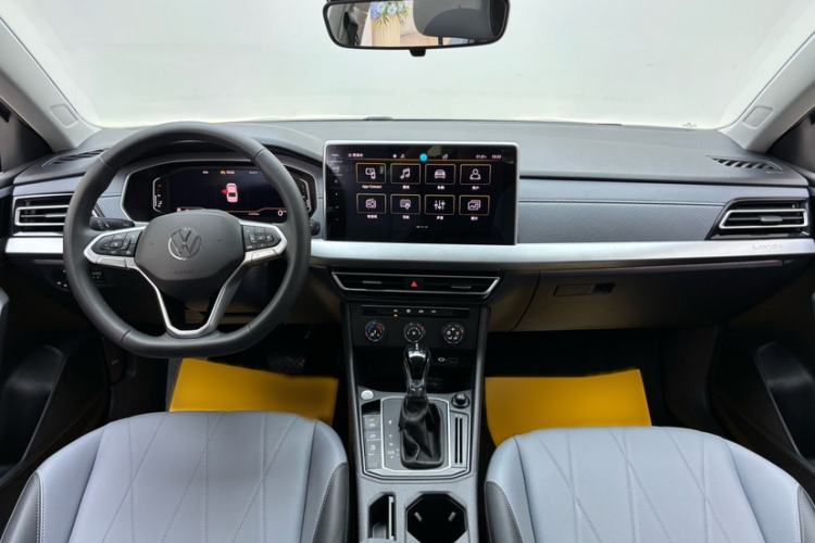 Used Volkswagen Lavida 2024 1.5L Automatic Starry Sky 5 Million Edition Interior 4