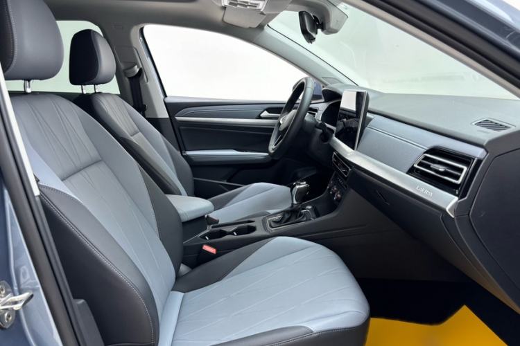 Used Volkswagen Lavida 2024 1.5L Automatic Starry Sky 5 Million Edition Right Front Seat