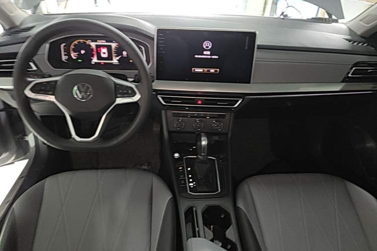 Used Volkswagen Lavida 2024 1.5L Automatic Starry Sky 5 Million Edition Center Console