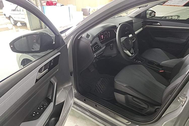 Used Volkswagen Lavida 2024 1.5L Automatic Starry Sky 5 Million Edition Driver Seat