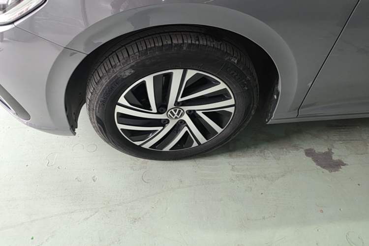 Used Volkswagen Lavida 2024 1.5L Automatic Starry Sky 5 Million Edition Exterior 4