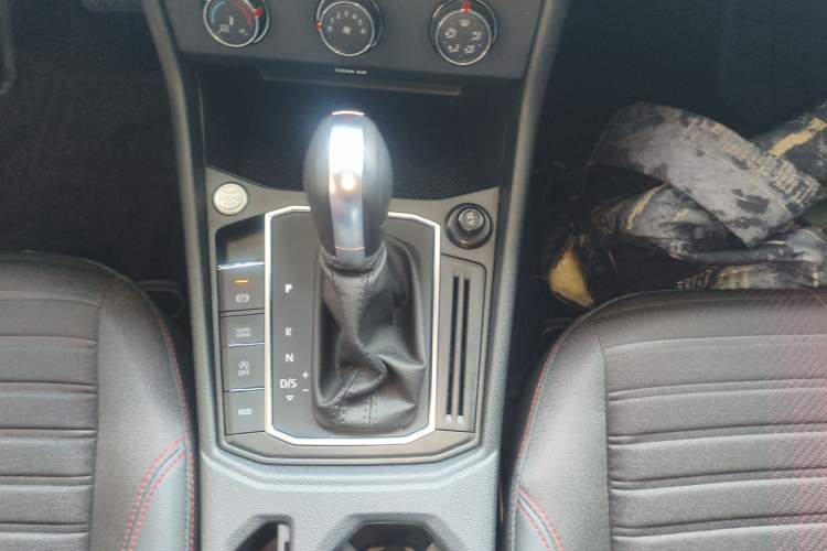 Used Volkswagen Lavida 2024 300TSI DSG Starry Sky Deluxe Edition Gear Lever