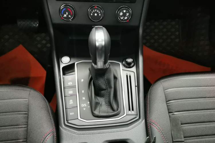 Used Volkswagen Lavida 2024 300TSI DSG Starry Sky Deluxe Edition Gear Lever