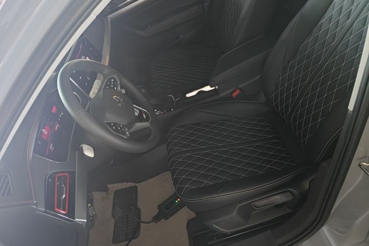Used Volkswagen Lavida 2024 300TSI DSG Starry Sky Deluxe Edition Left Front Seat