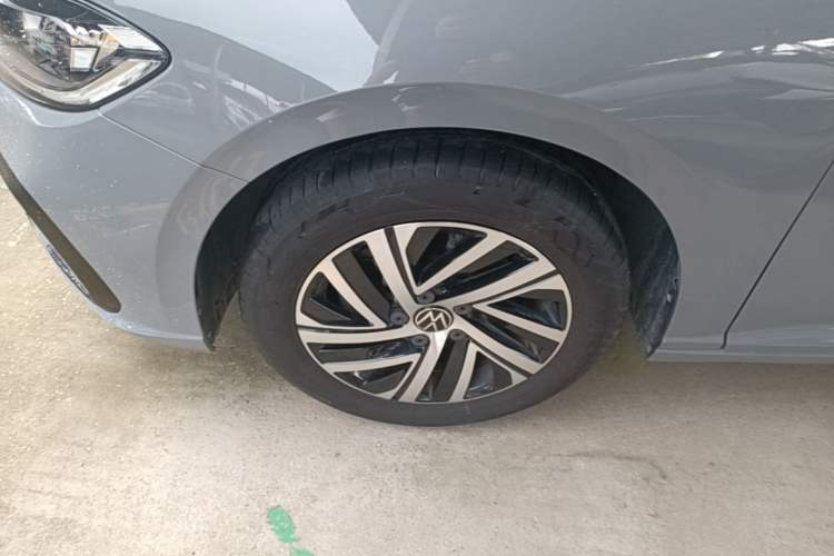 Used Volkswagen Lavida 2024 300TSI DSG Starry Sky Deluxe Edition Left Front Wheel Hub