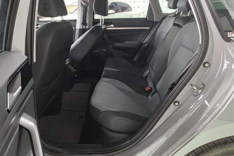 Used Volkswagen Lavida 2024 1.5L Automatic Starry Sky 5 Million Edition Left Rear Seat
