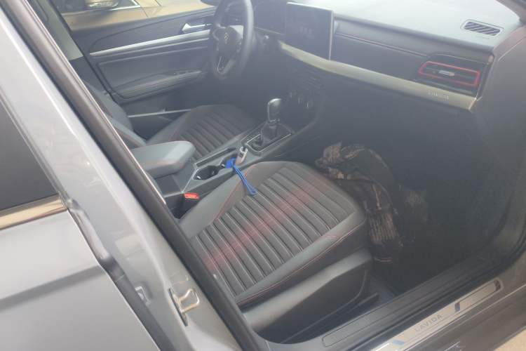 Used Volkswagen Lavida 2024 300TSI DSG Starry Sky Deluxe Edition Right Front Seat
