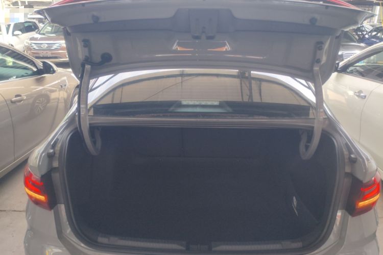 Used Volkswagen Lavida 2024 300TSI DSG Starry Sky Deluxe Edition Trunk