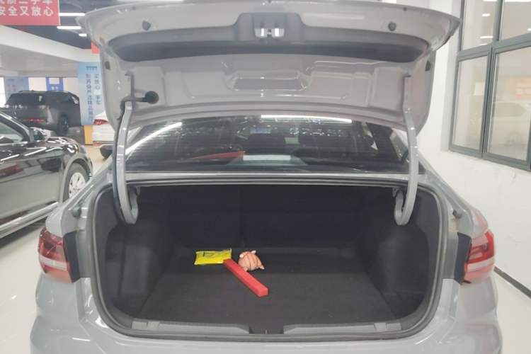 Used Volkswagen Lavida 2024 300TSI DSG Starry Sky Leading Edition Trunk