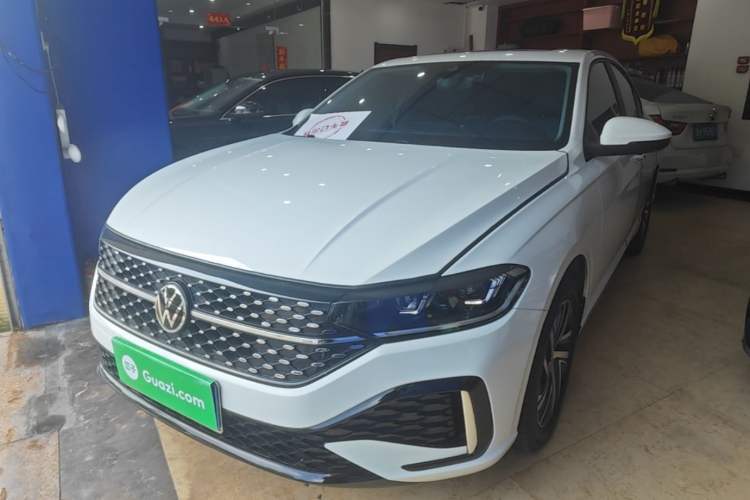 Used Volkswagen Lavida 2024 1.5L Automatic Starry Sky 5 Million Edition Guazi used car, China used car export, Used car for sale, Used  cars, Cheapest cars for sale