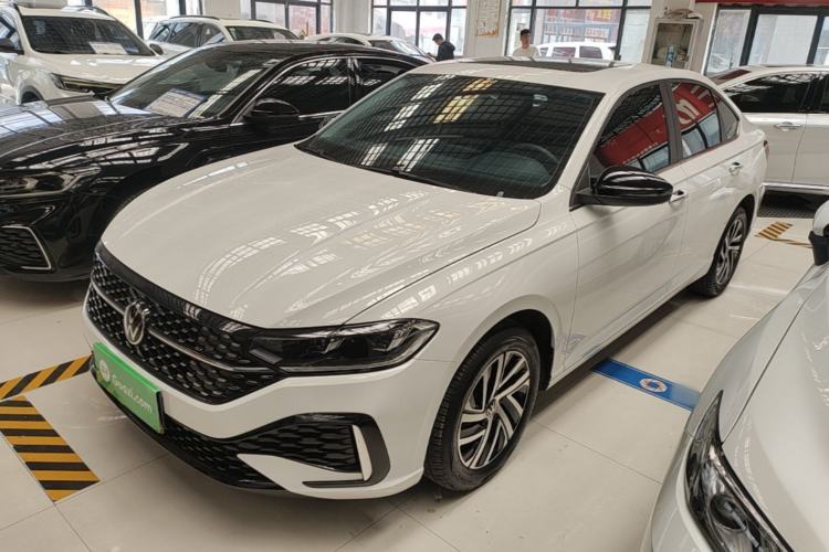 Used Volkswagen Lavida 2024 1.5L Automatic Starry Sky 5 Million Edition Guazi used car, China used car export, Used car for sale, Used  cars, Cheapest cars for sale
