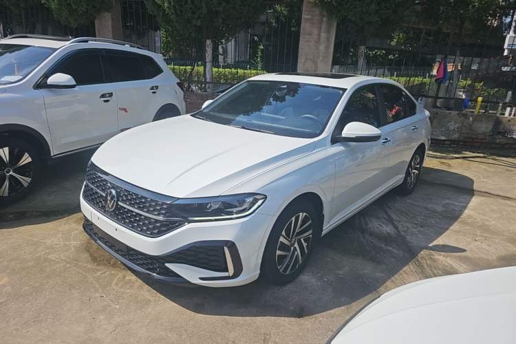 Used Volkswagen Lavida 2024 1.5L Automatic Starry Sky 5 Million Edition Guazi used car, China used car export, Used car for sale, Used  cars, Cheapest cars for sale