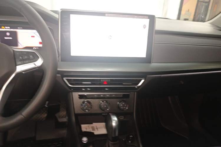 Used Volkswagen Lavida 2024 1.5L Automatic Starry Sky 5 Million Edition Audio And AC Panel