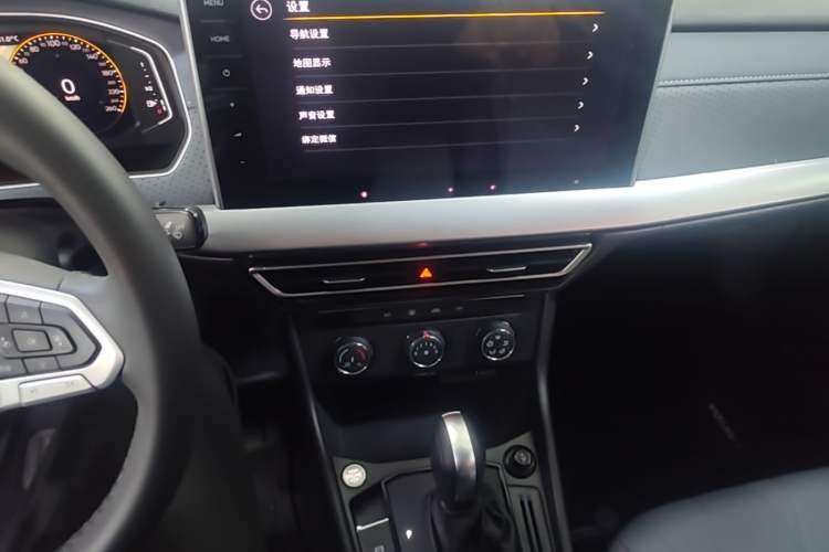 Used Volkswagen Lavida 2024 1.5L Automatic 5 Million Edition Audio And AC Panel