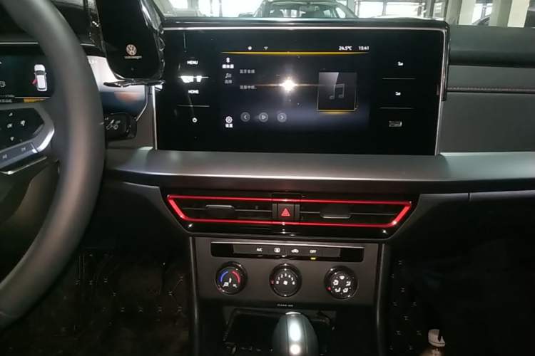 Used Volkswagen Lavida 2024 300TSI DSG Starry Sky Deluxe Edition Audio And AC Panel