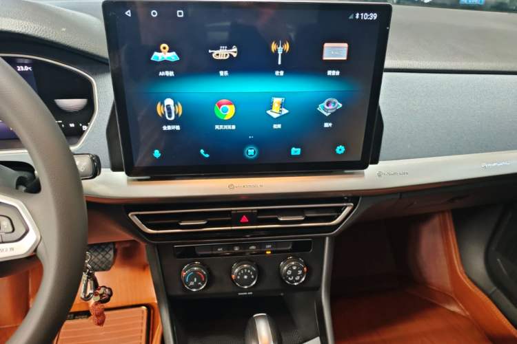 Used Volkswagen Lavida 2024 1.5L Automatic DeYi Edition Audio And AC Panel