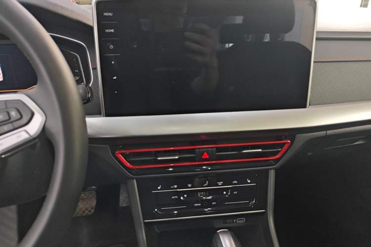 Used Volkswagen Lavida 2024 300TSI DSG Starry Sky Leading Edition Audio And AC Panel