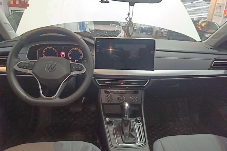 Used Volkswagen Lavida 2024 1.5L Automatic Starry Sky 5 Million Edition Audio And AC Panel