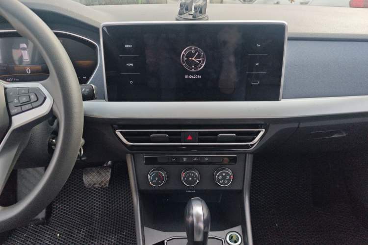 Used Volkswagen Lavida 2024 1.5L Automatic DeYi Edition Audio And AC Panel