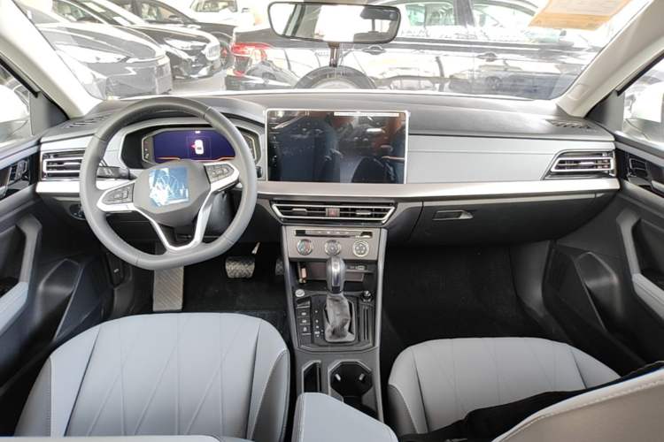 Used Volkswagen Lavida 2024 1.5L Automatic Starry Sky 5 Million Edition Center Console