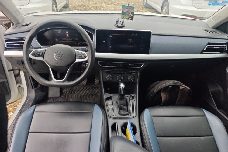 Used Volkswagen Lavida 2024 1.5L Automatic DeYi Edition Center Console