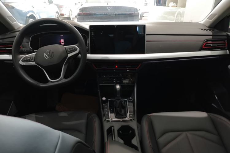 Used Volkswagen Lavida 2024 300TSI DSG Starry Sky Leading Edition Center Console