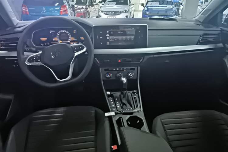 Used Volkswagen Lavida 2024 300TSI DSG Starry Sky Deluxe Edition Center Console