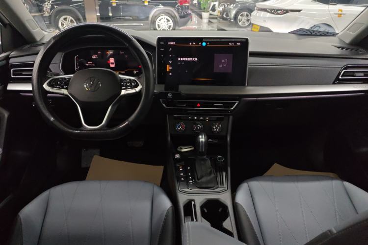 Used Volkswagen Lavida 2024 1.5L Automatic Starry Sky 5 Million Edition Center Console