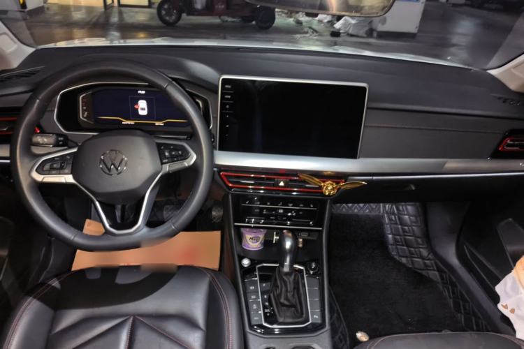 Used Volkswagen Lavida 2024 300TSI DSG Starry Sky Leading Edition Center Console