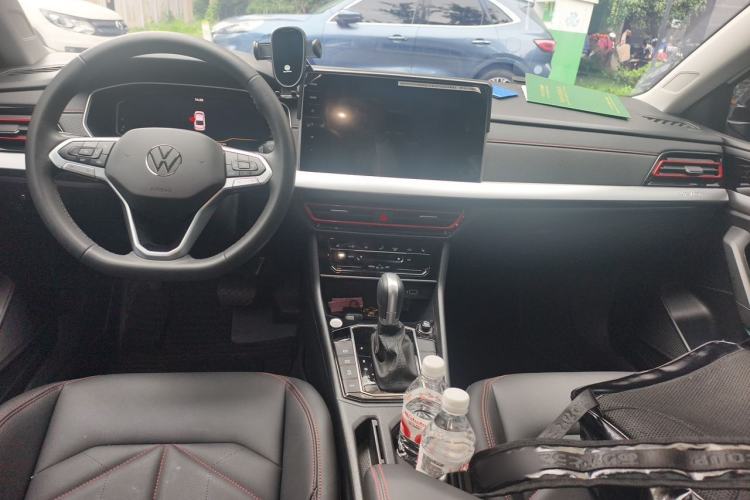 Used Volkswagen Lavida 2024 300TSI DSG Starry Sky Leading Edition Center Console