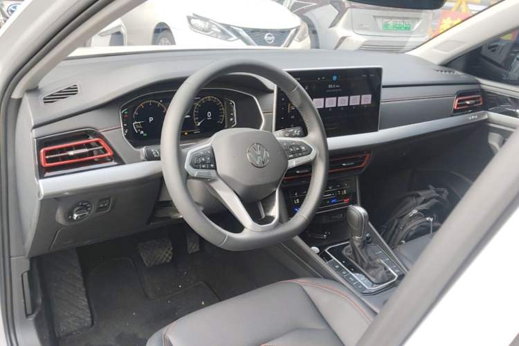Used Volkswagen Lavida 2024 300TSI DSG Starry Sky Leading Edition Center Console