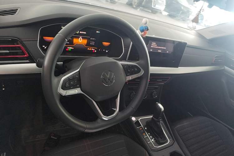 Used Volkswagen Lavida 2024 300TSI DSG Starry Sky Deluxe Edition Center Console