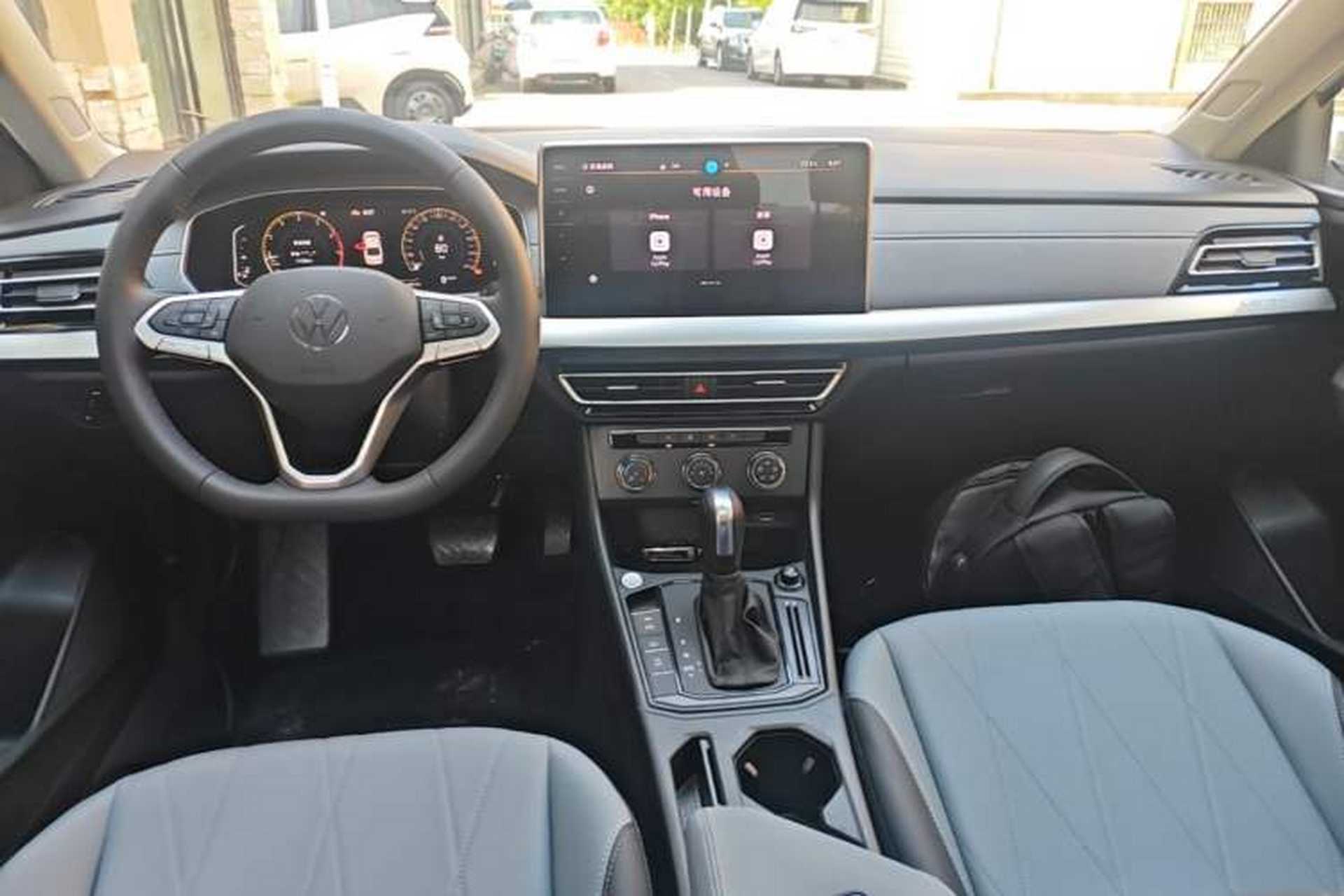 Used Volkswagen Lavida 2024 1.5L Automatic Starry Sky 5 Million Edition Center Console