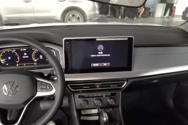 Used Volkswagen Lavida 2024 1.5L Automatic Starry Sky 5 Million Edition Center Console